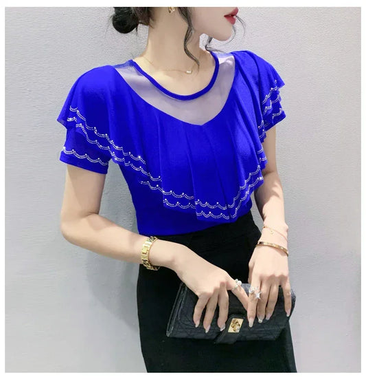 Bluzka damska z ozdobnym dekoltem