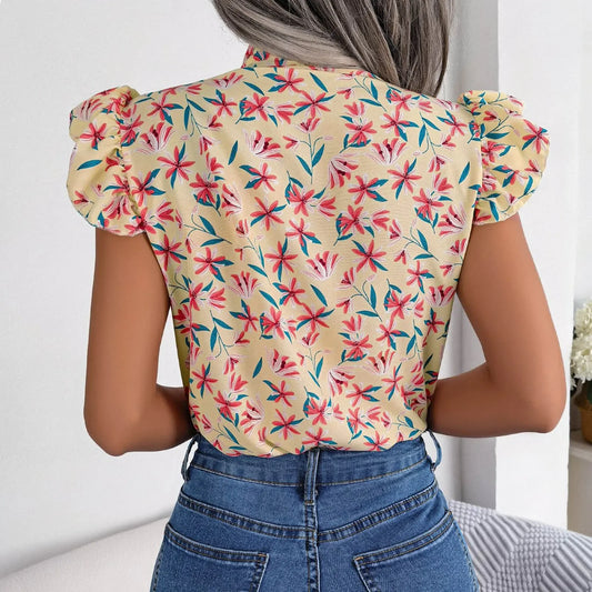 Damska bluzka z wiązaną kokardą