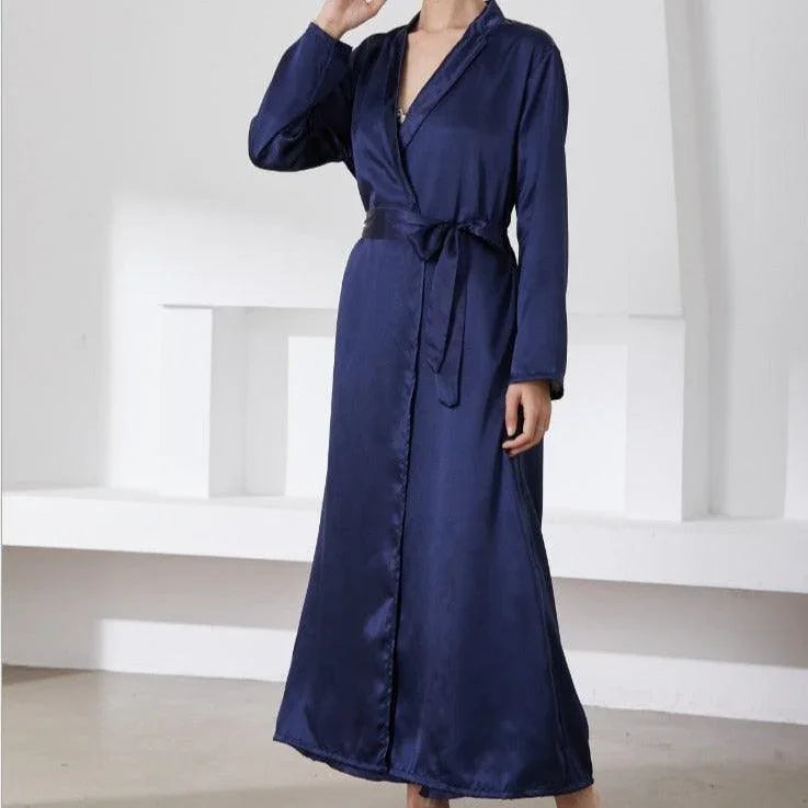 Długi satynowy szlafrok