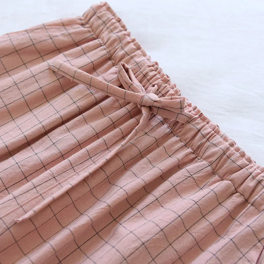 Domowe spodnie damskie w kratę