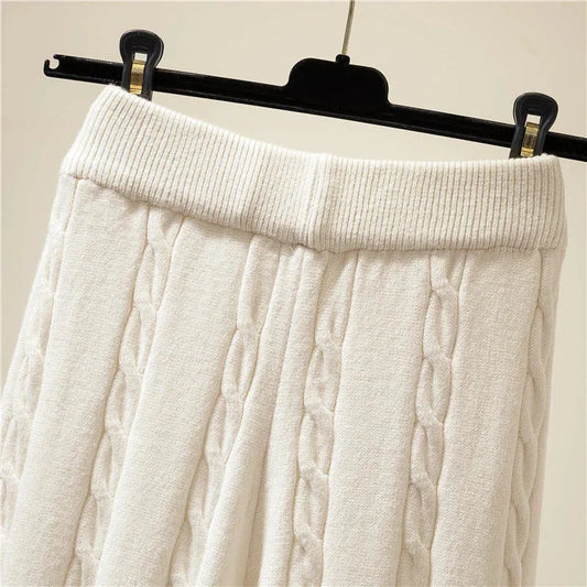 Domowe spodnie damskie w pręgi