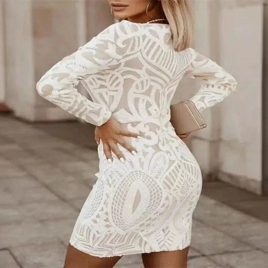 Dopasowana ołówkowa sukienka mini