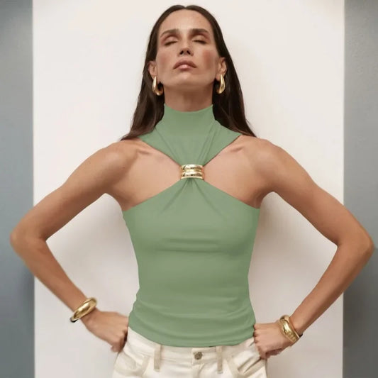 Elegancki top z ozdobnym elementem