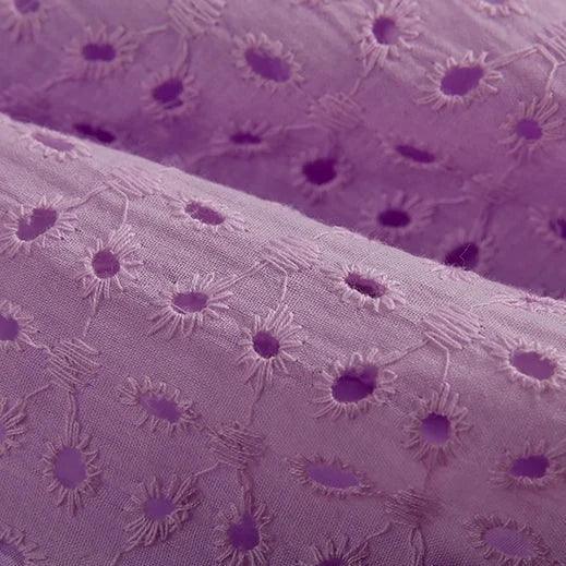 Krótka sukienka ażurowa