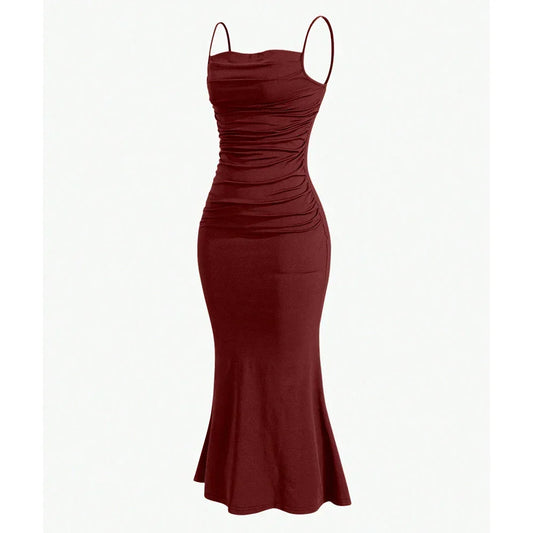 Obcisła sukienka maxi na ramiączkach