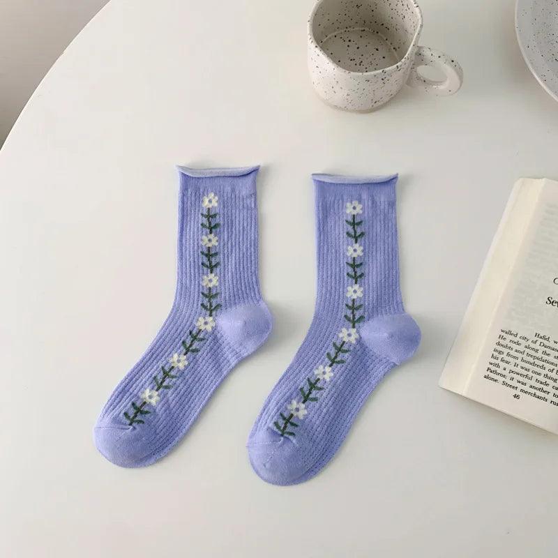 Skarpety z motywem kwiatów