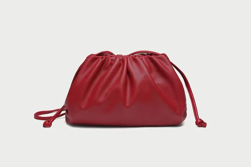 Skórzana torebka chmurka