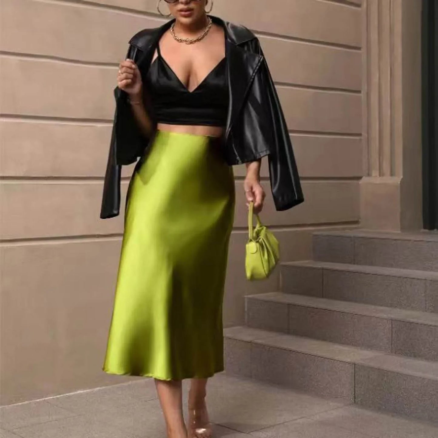 Spódnica medium satynowa