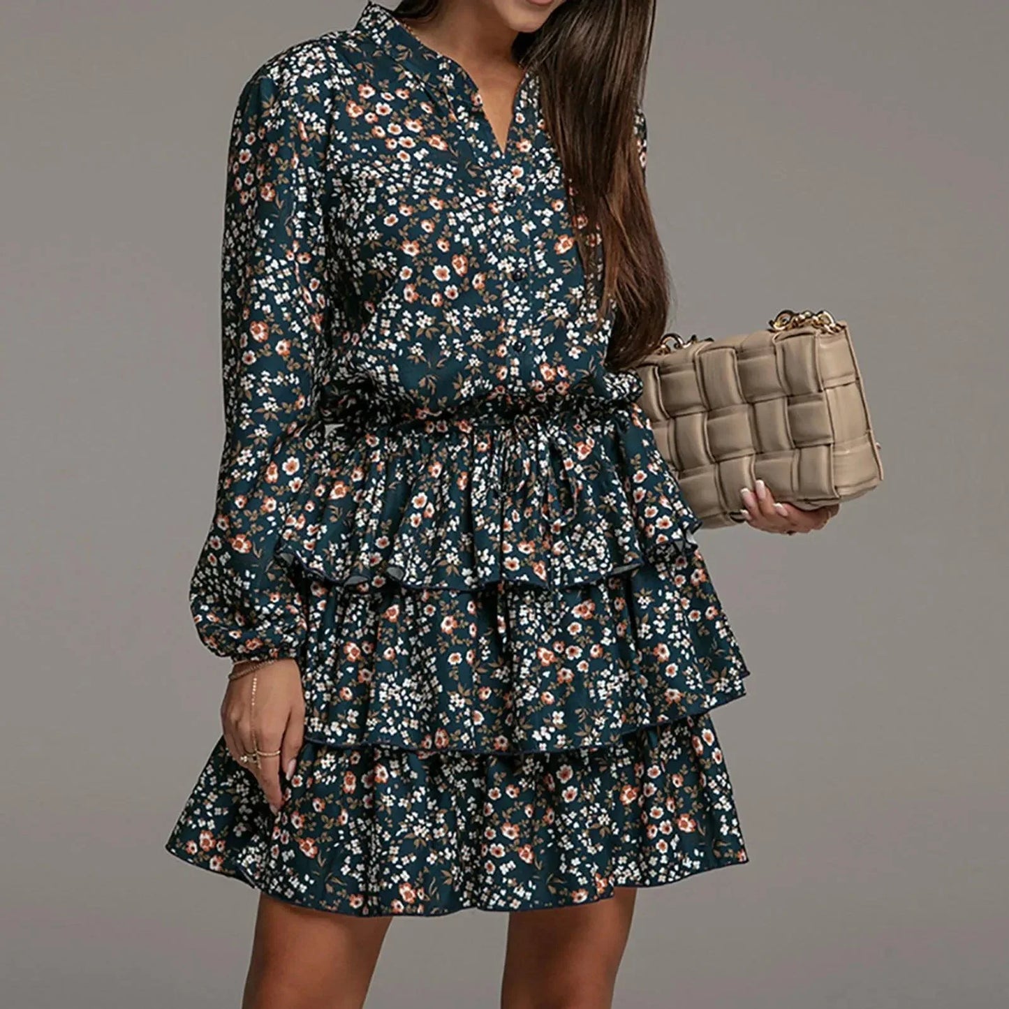 Sukienka mini z falbanką