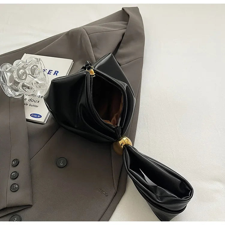 Torba worek ze złotym elementem