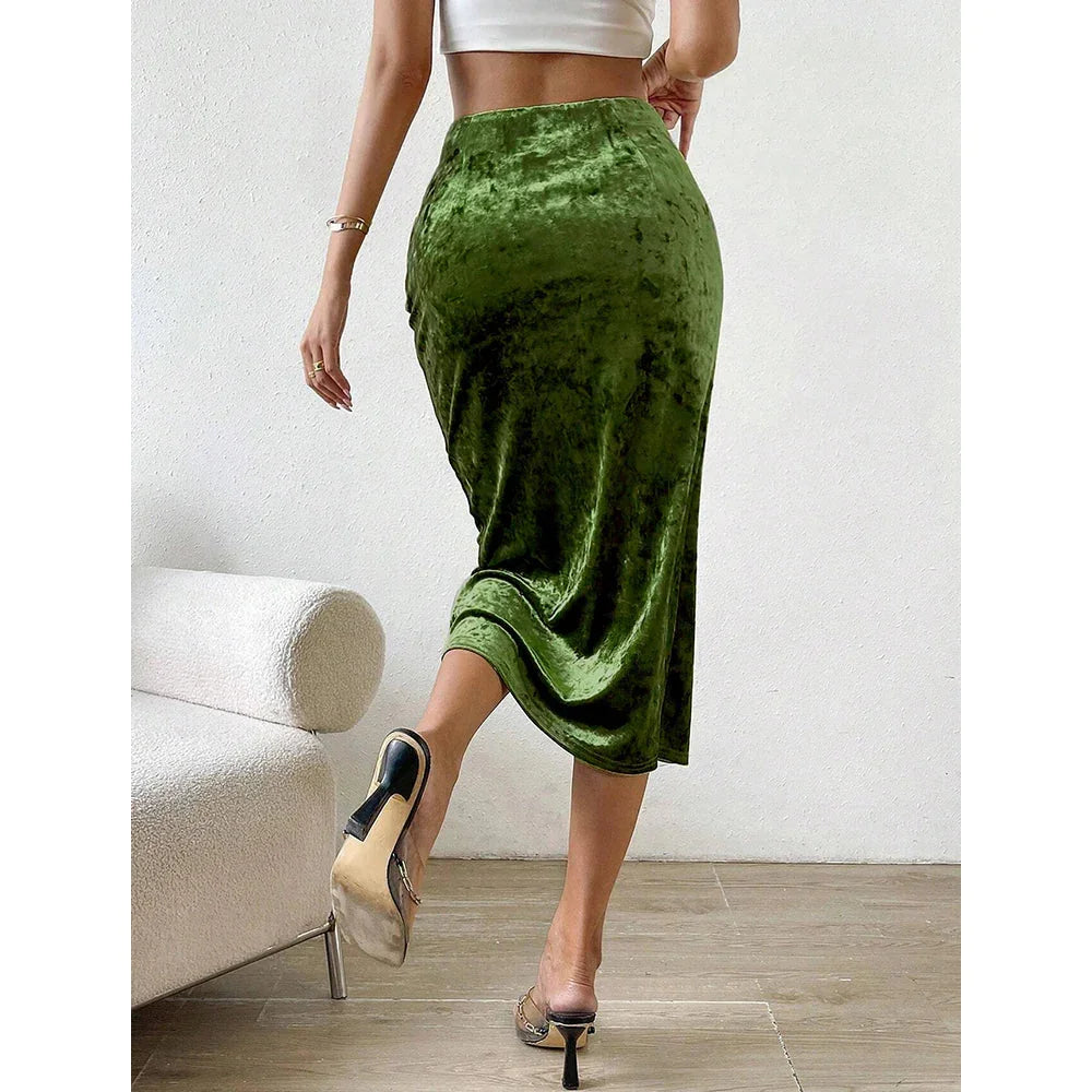 Zamszowa spódnica midi z rozcięciem