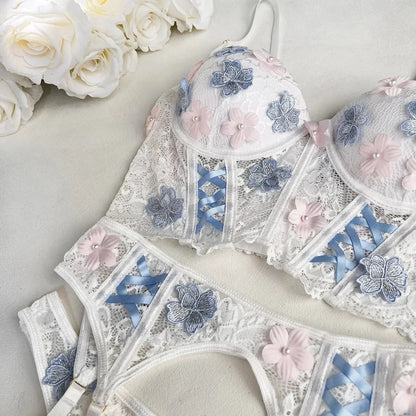 4-częściowy zestaw koronkowej bielizny z motywem kwiatowym
