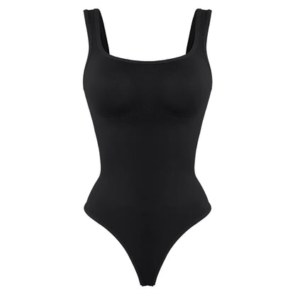 Modelujące body z kwadratowym dekoltem