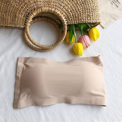 Bezszwowy biustonosz samonośny