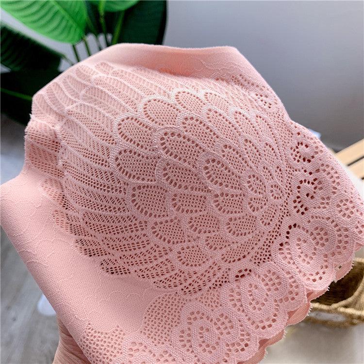 Bezszwowy biustonosz z ozdobnym tłoczeniem