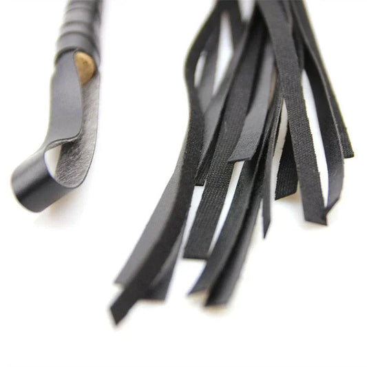 Bicz z wygodnym uchwytem