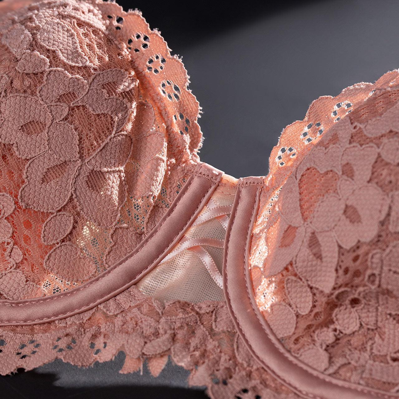 Biustonosz bez ramiączek z elegancką koronką