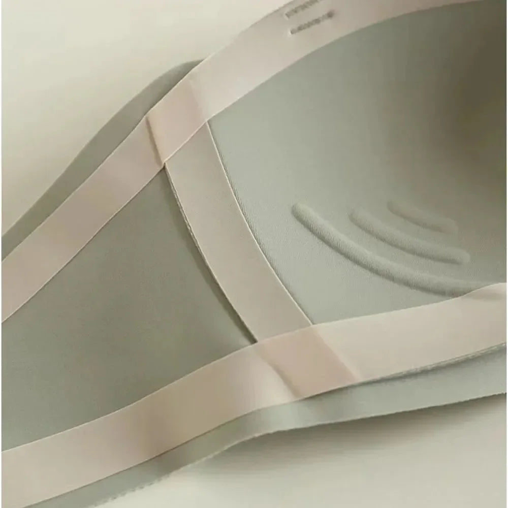 Biustonosz bezszwowy push-up z odpinanymi ramiączkami