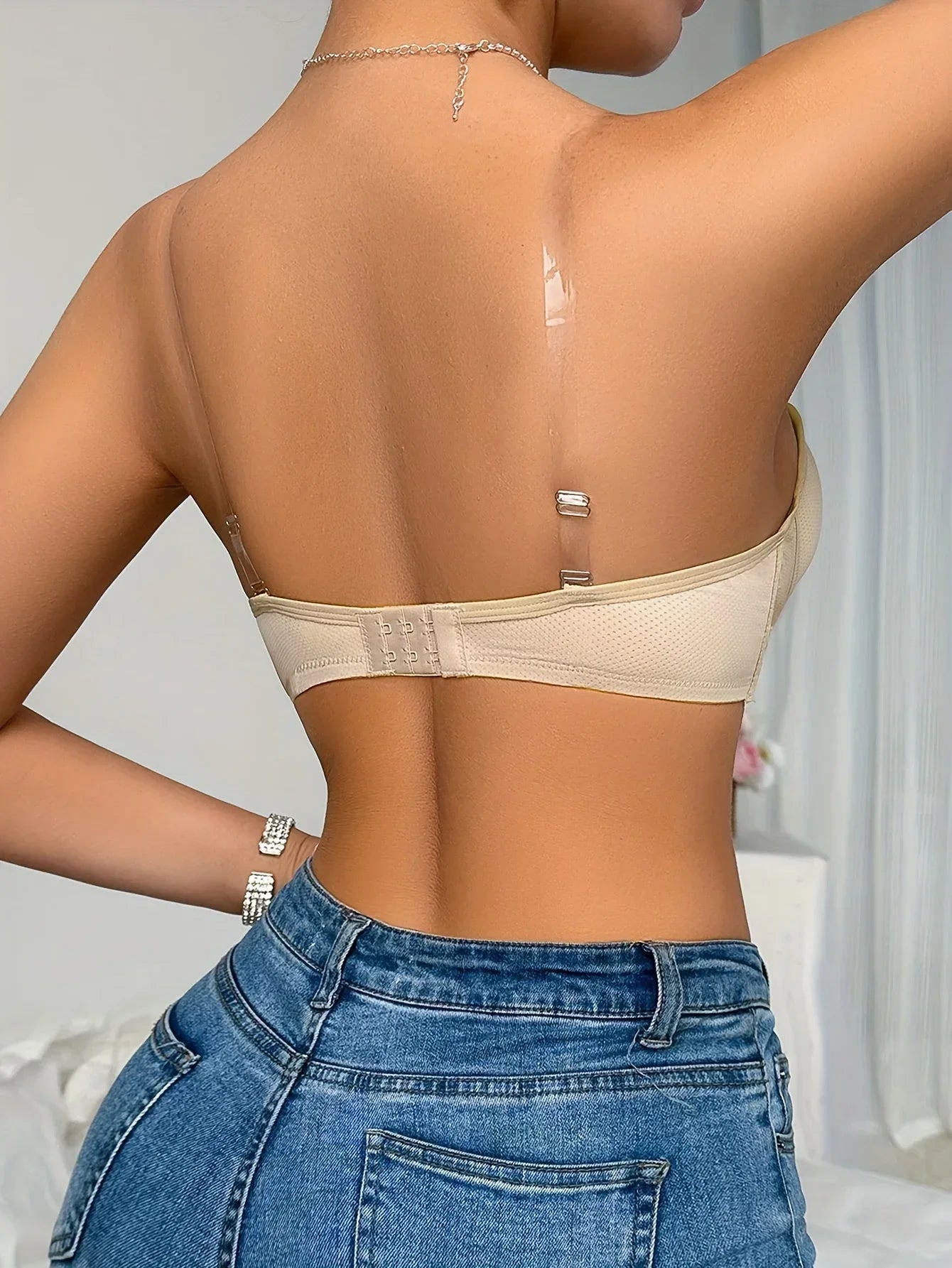 Biustonosz damski bez ramiączek z zapięciem z przodu