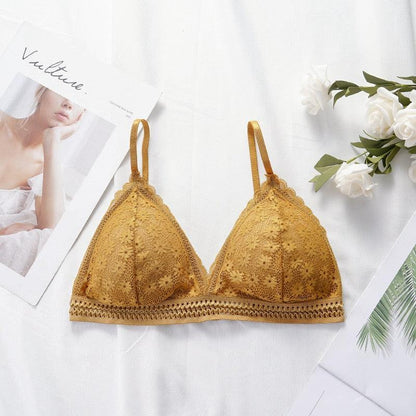 Biustonosz koronkowy z kwiatowym motywem