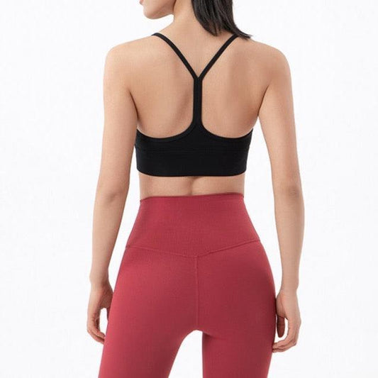 Biustonosz sportowy na cienkich ramiączkach