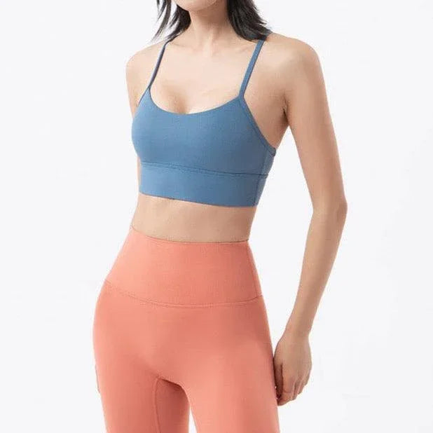 Biustonosz sportowy na cienkich ramiączkach