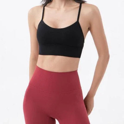 Biustonosz sportowy na cienkich ramiączkach