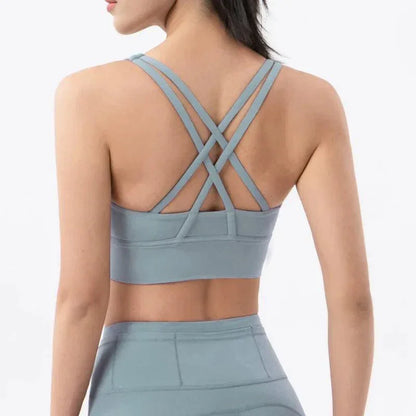Biustonosz sportowy ze skrzyżowanymi ramiączkami