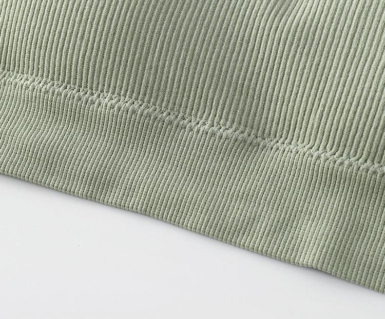 Biustonosz z koronkowym wykończeniem