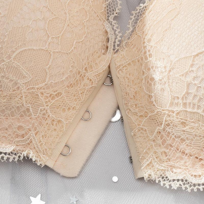 Biustonosz zapinany z przodu z koronkową wstawką