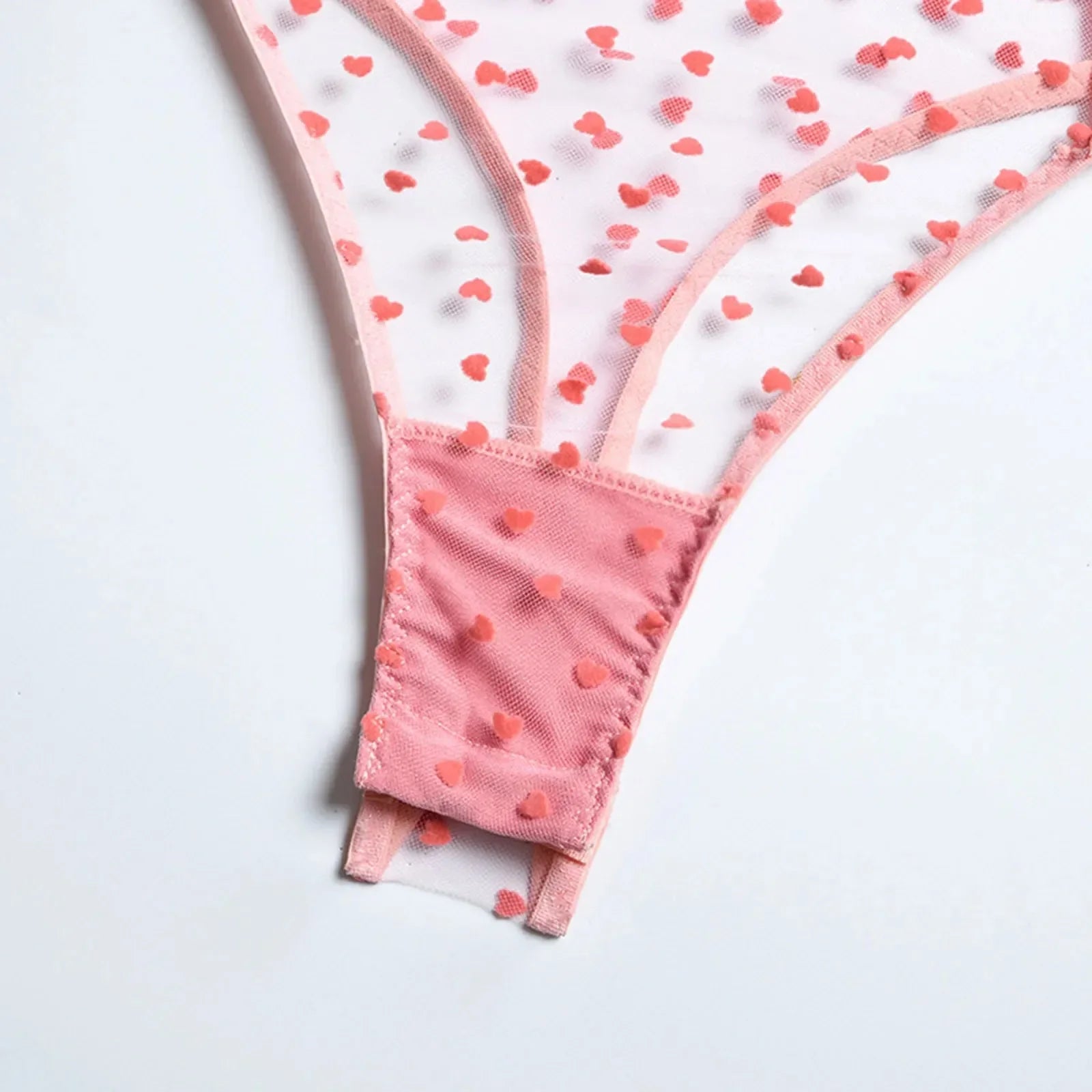 Body prześwitujące z serduszkami