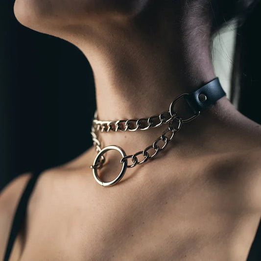 Choker z łańcuszkiem