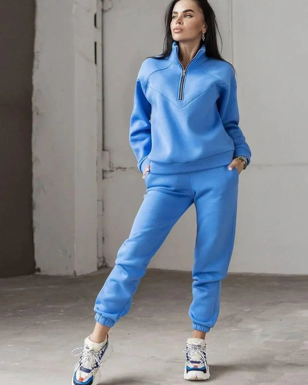 Ciepły komplet dresowy