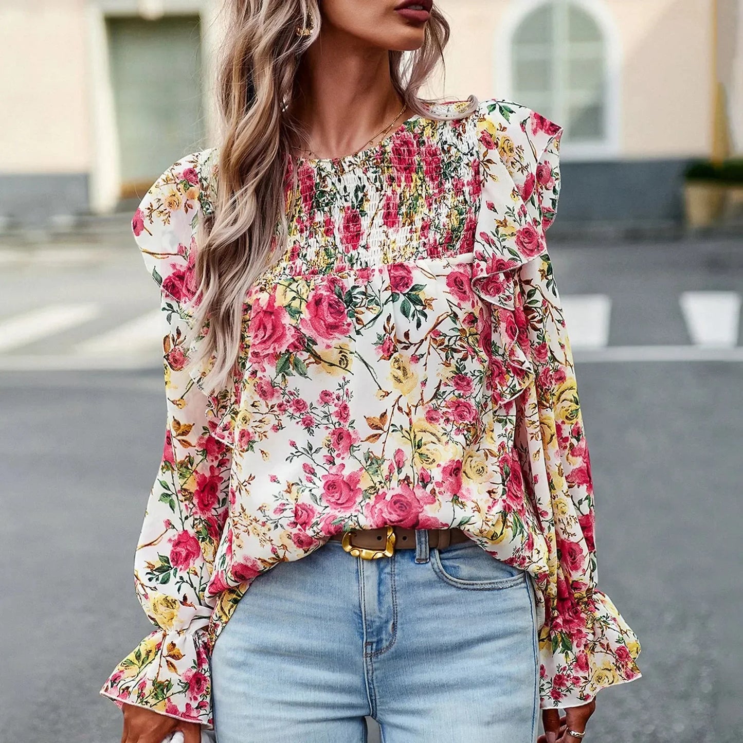 Damska bluzka z motywem kwiatowym