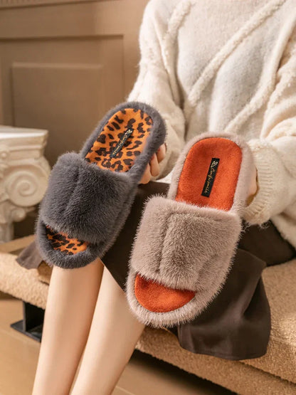 Damskie kapcie z futerkiem