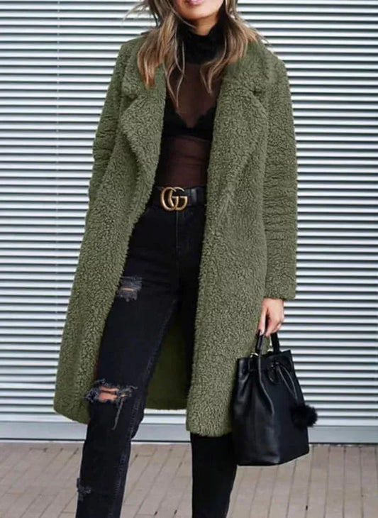 Długi pluszowy płaszcz damski