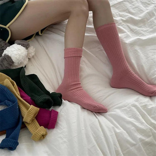 Długie skarpety w prążki