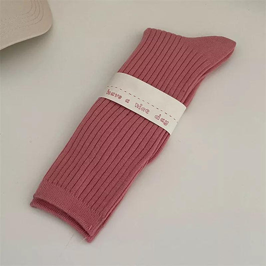 Długie skarpety w prążki