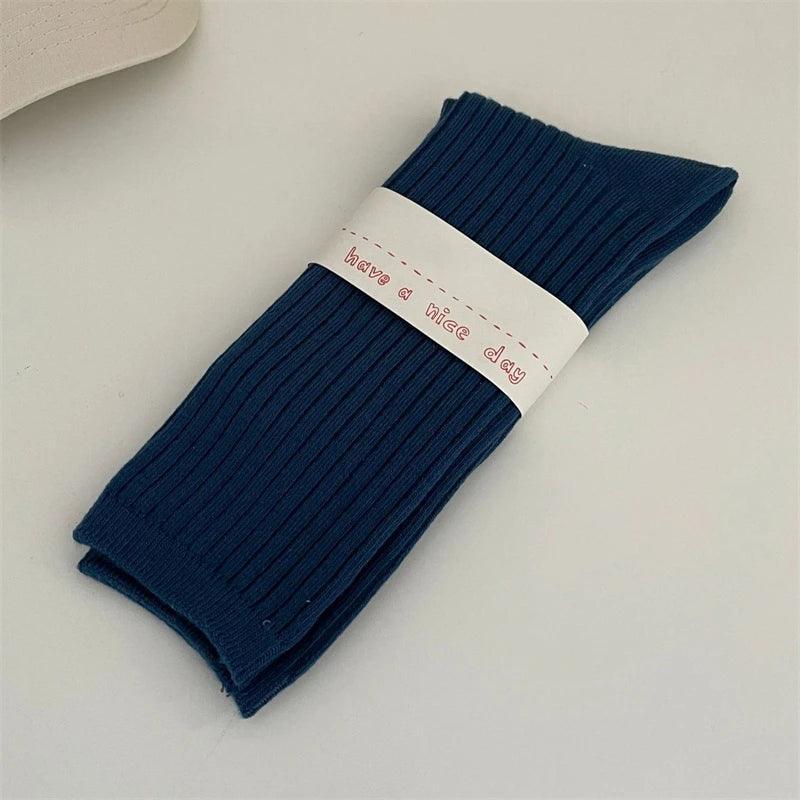 Długie skarpety w prążki