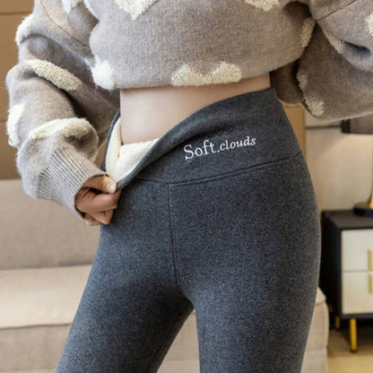 Domowe legginsy damskie z futerkiem - Zolaro.pl