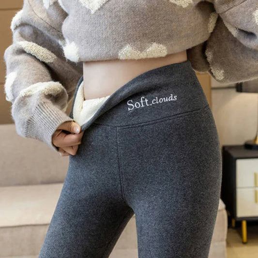 Domowe legginsy damskie z futerkiem - Zolaro.pl
