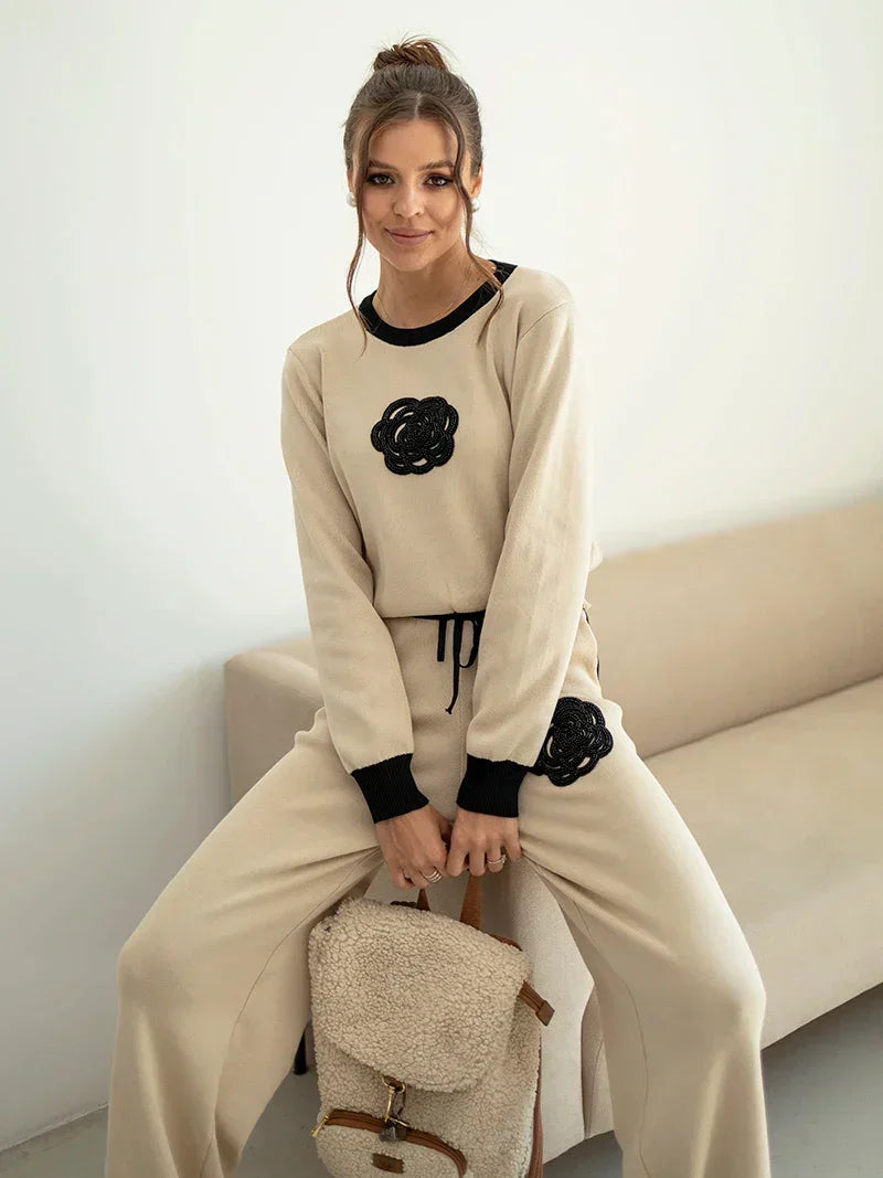 Dresowy zestaw domowej odzieży damskiej