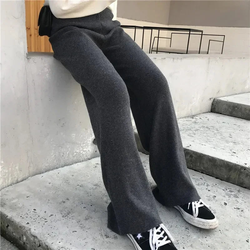 Dzianinowe spodnie z wysokim stanem