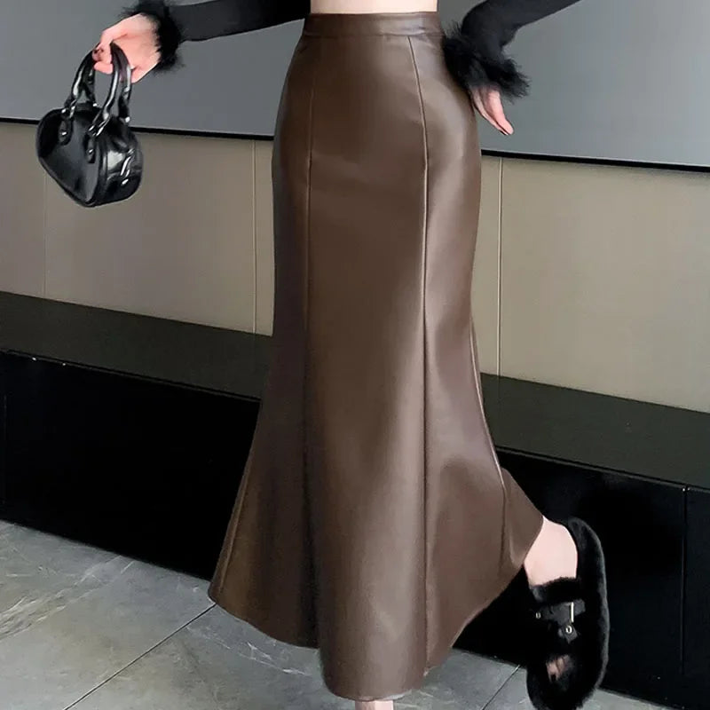 Elegancka spódnica midi skórzana