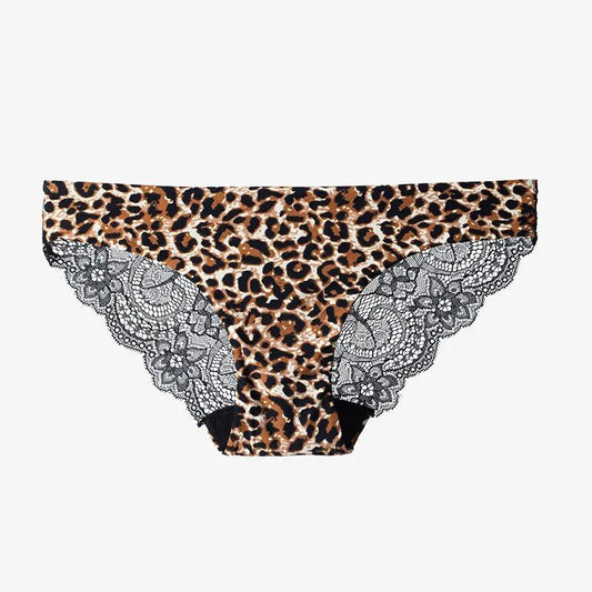 Figi z koronkowym wykończeniem we wzory