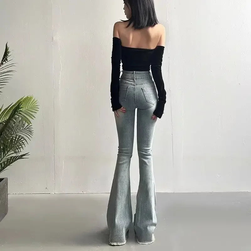 Jeansy dzwony damskie z wysokim stanem