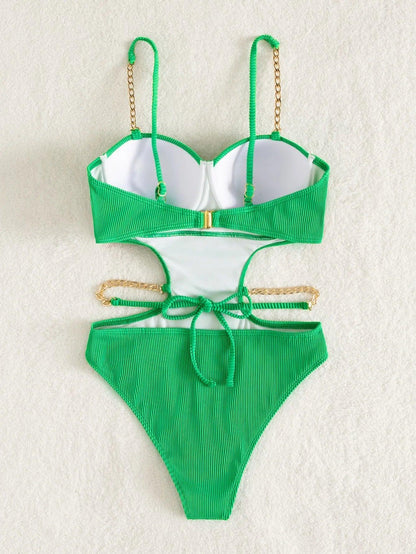 Jednoczęściowy strój kąpielowy z łańcuszkami