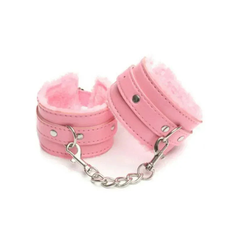 Kajdanki z futerkiem