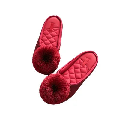 Kapcie z pomponem - Zolaro.pl