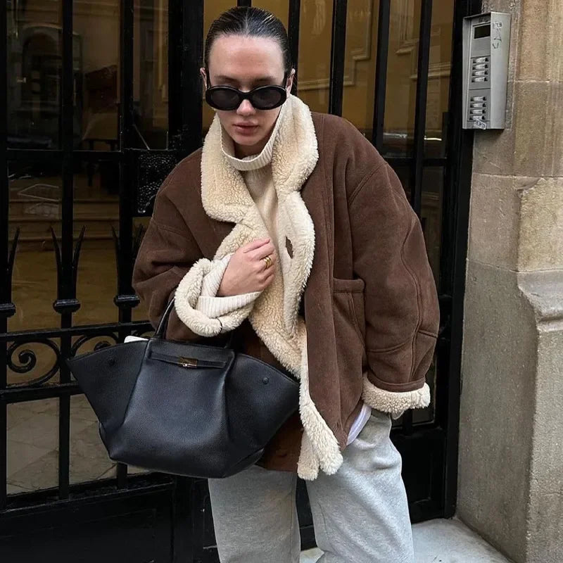 Klasyczna kurtka damska z kożuchem